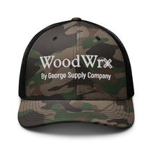Load image into Gallery viewer, Camouflage trucker hat