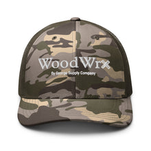 Load image into Gallery viewer, Woodwrx Camouflage trucker hat